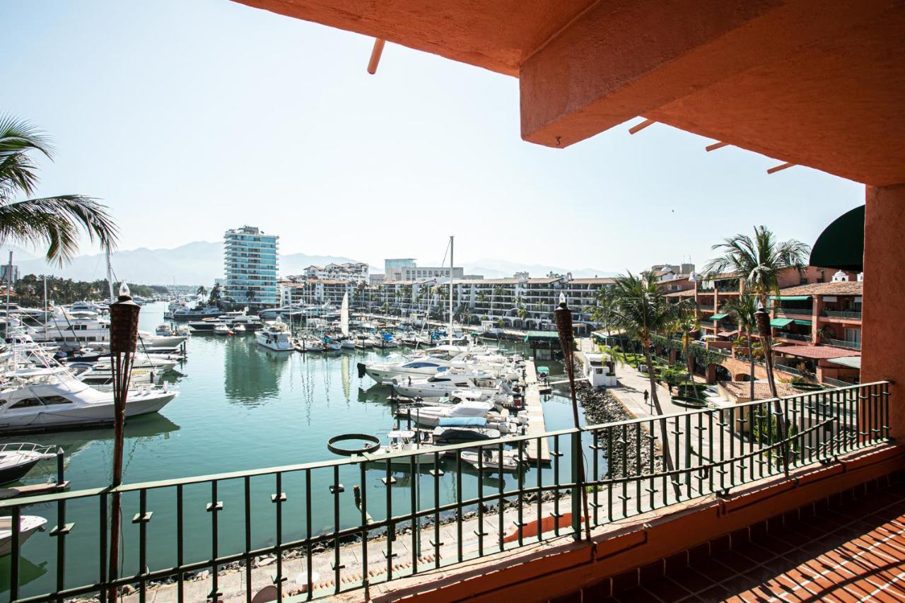 Avenida Paseo De La Marina 249, Marina Vallarta, 48335, Jal Puerto Vallarta Exterior photo