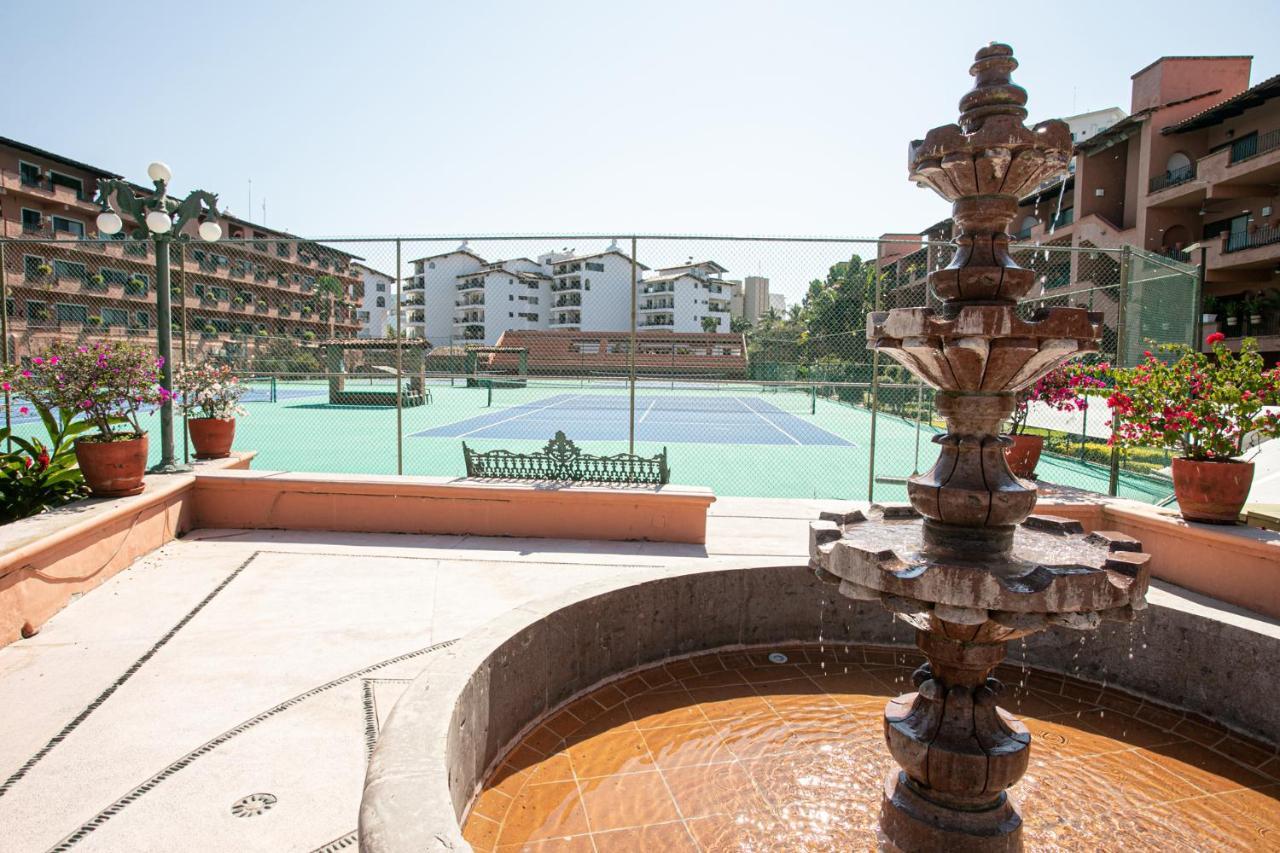 Avenida Paseo De La Marina 249, Marina Vallarta, 48335, Jal Puerto Vallarta Exterior photo